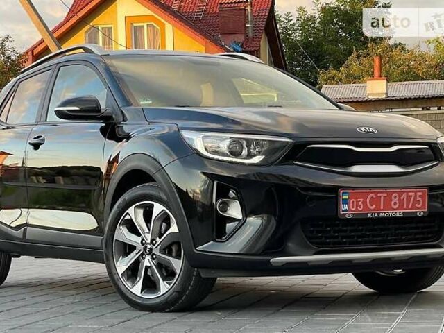 Черный Киа Stonic, объемом двигателя 1.6 л и пробегом 140 тыс. км за 15299 $, фото 8 на Automoto.ua