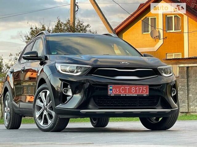 Чорний Кіа Stonic, об'ємом двигуна 1.6 л та пробігом 140 тис. км за 15299 $, фото 7 на Automoto.ua