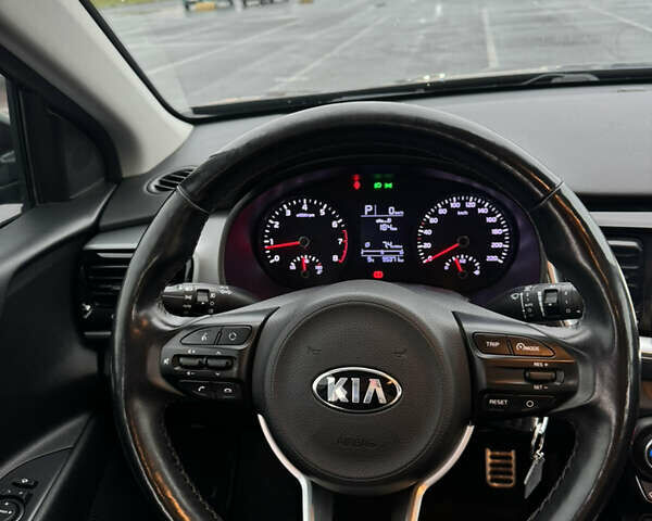 Коричневый Киа Stonic, объемом двигателя 1.37 л и пробегом 95 тыс. км за 17000 $, фото 11 на Automoto.ua