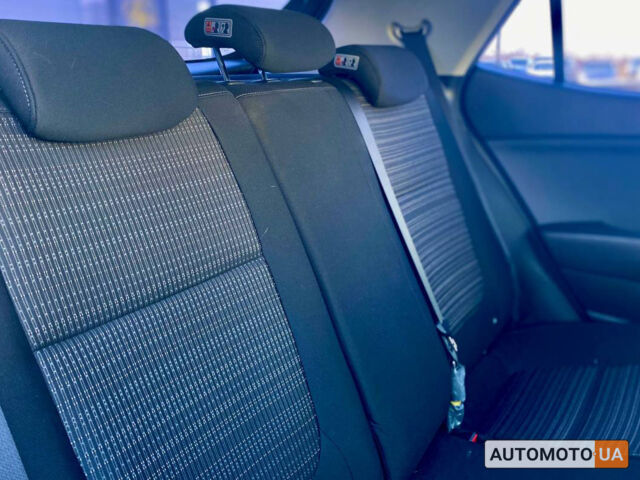 Коричневый Киа Stonic, объемом двигателя 1.4 л и пробегом 80 тыс. км за 15990 $, фото 25 на Automoto.ua