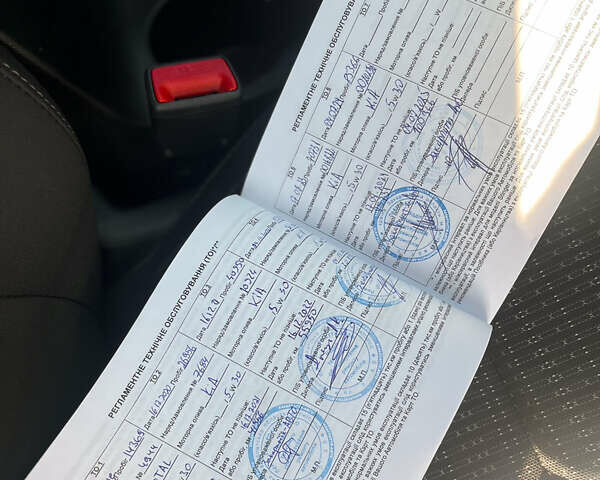 Коричневый Киа Stonic, объемом двигателя 1.37 л и пробегом 103 тыс. км за 14350 $, фото 35 на Automoto.ua