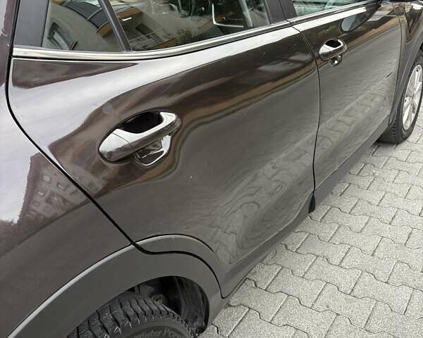 Коричневый Киа Stonic, объемом двигателя 1.37 л и пробегом 80 тыс. км за 16000 $, фото 8 на Automoto.ua