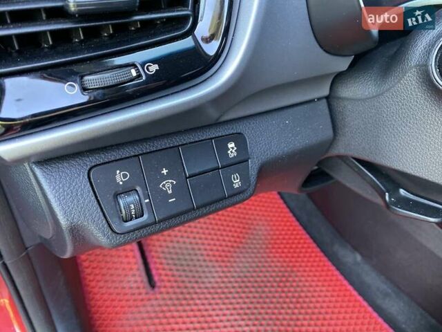 Червоний Кіа Stonic, об'ємом двигуна 1.37 л та пробігом 128 тис. км за 14888 $, фото 23 на Automoto.ua
