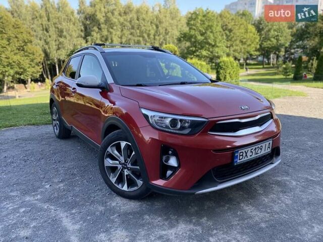 Червоний Кіа Stonic, об'ємом двигуна 1.37 л та пробігом 128 тис. км за 14888 $, фото 13 на Automoto.ua