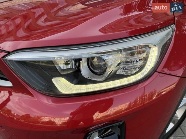 Красный Киа Stonic, объемом двигателя 1.4 л и пробегом 23 тыс. км за 17400 $, фото 16 на Automoto.ua