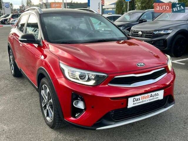 Кіа Stonic 2020 у Києві на Automoto.ua Червоний Кіа Stonic, об'ємом двигуна 1.37 л та пробігом 16 тис. км за 18500 $, фото 2 на Automoto.ua