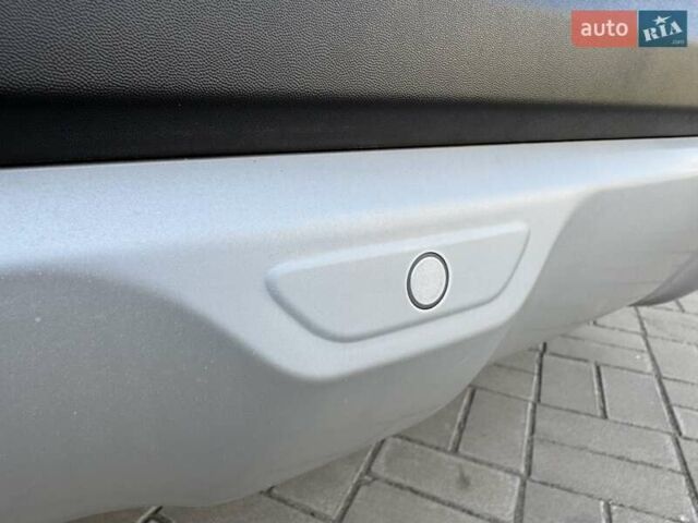Красный Киа Stonic, объемом двигателя 1.4 л и пробегом 23 тыс. км за 17400 $, фото 39 на Automoto.ua