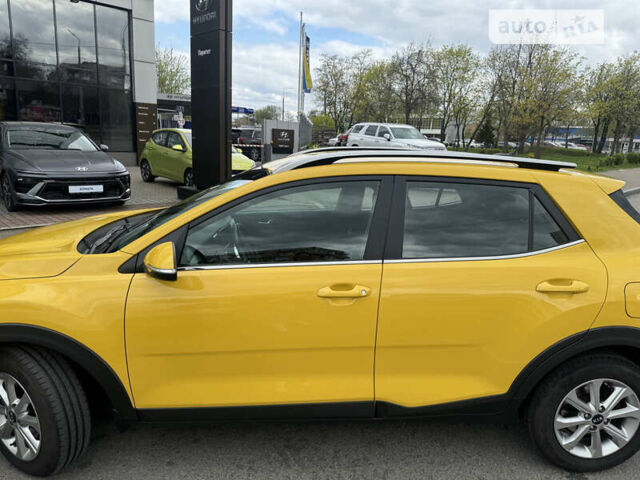 Кіа Stonic, об'ємом двигуна 1.4 л та пробігом 102 тис. км за 16600 $, фото 3 на Automoto.ua