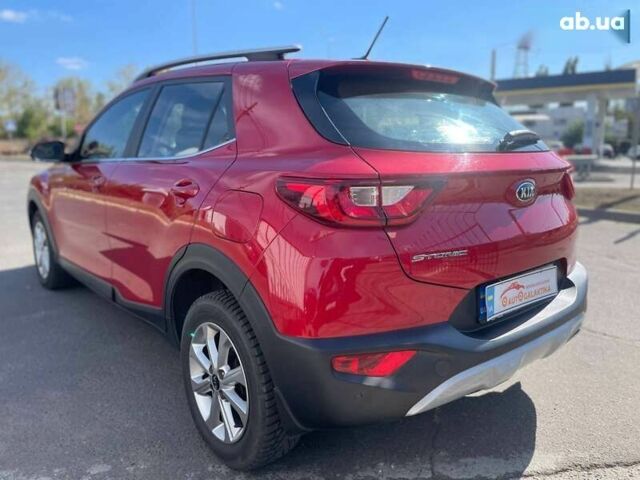 Киа Stonic, объемом двигателя 1.4 л и пробегом 18 тыс. км за 18699 $, фото 4 на Automoto.ua