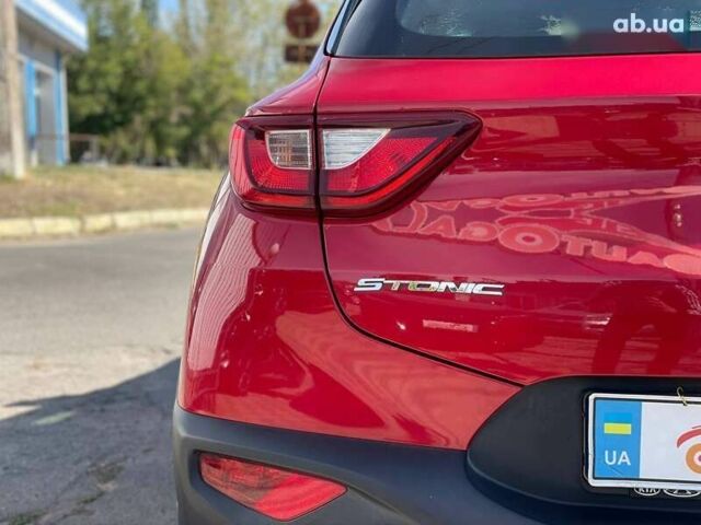 Киа Stonic, объемом двигателя 1.4 л и пробегом 18 тыс. км за 18699 $, фото 8 на Automoto.ua