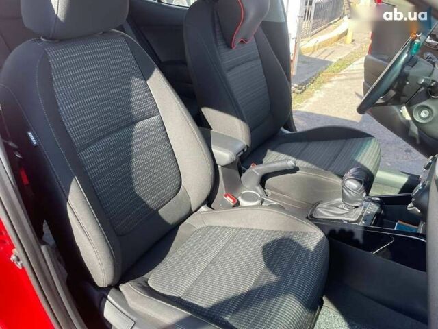Киа Stonic, объемом двигателя 1.4 л и пробегом 18 тыс. км за 18699 $, фото 26 на Automoto.ua