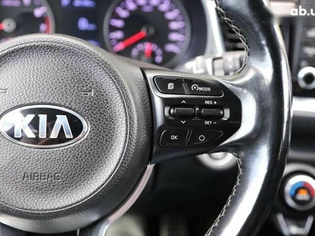 Киа Stonic, объемом двигателя 1.4 л и пробегом 101 тыс. км за 17300 $, фото 25 на Automoto.ua
