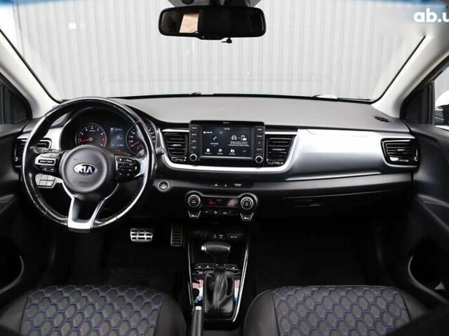 Киа Stonic, объемом двигателя 1.4 л и пробегом 101 тыс. км за 17300 $, фото 11 на Automoto.ua