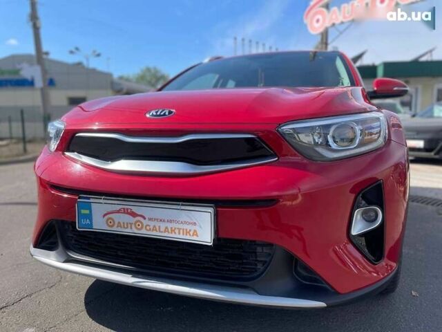 Киа Stonic, объемом двигателя 1.4 л и пробегом 18 тыс. км за 18699 $, фото 3 на Automoto.ua