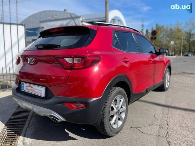 Киа Stonic, объемом двигателя 1.4 л и пробегом 18 тыс. км за 18699 $, фото 5 на Automoto.ua