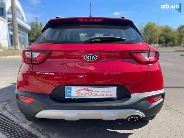 Киа Stonic, объемом двигателя 1.4 л и пробегом 18 тыс. км за 18699 $, фото 9 на Automoto.ua