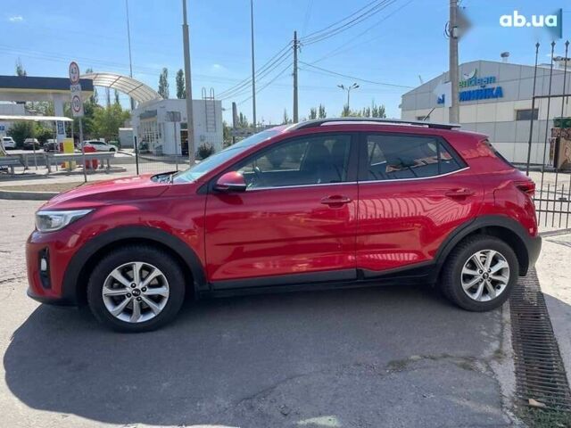 Киа Stonic, объемом двигателя 1.4 л и пробегом 18 тыс. км за 18699 $, фото 7 на Automoto.ua