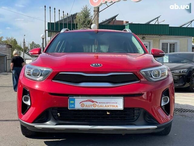 Киа Stonic, объемом двигателя 1.4 л и пробегом 18 тыс. км за 18699 $, фото 1 на Automoto.ua