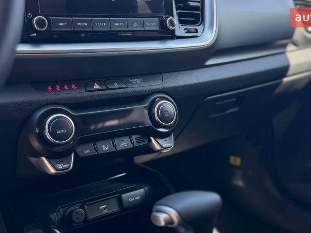 Кіа Stonic, об'ємом двигуна 1 л та пробігом 0 тис. км за 26478 $, фото 14 на Automoto.ua