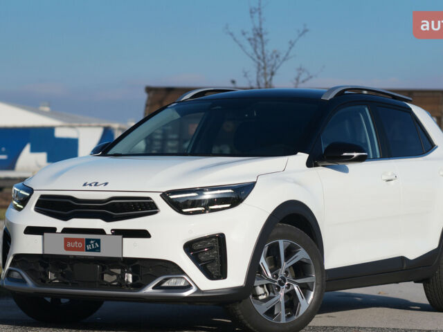 купить новое авто Киа Stonic 2024 года от официального дилера Сфера-Авто Киа фото