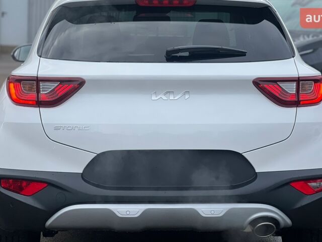 купить новое авто Киа Stonic 2024 года от официального дилера Рівне-Авто Киа фото