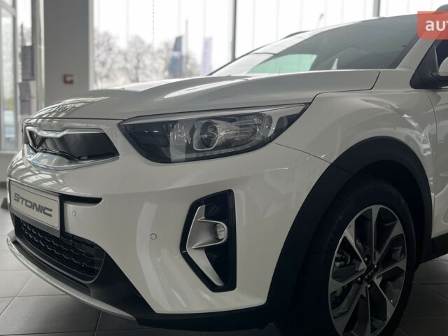 купить новое авто Киа Stonic 2024 года от официального дилера Хмельниччина-Авто Киа фото