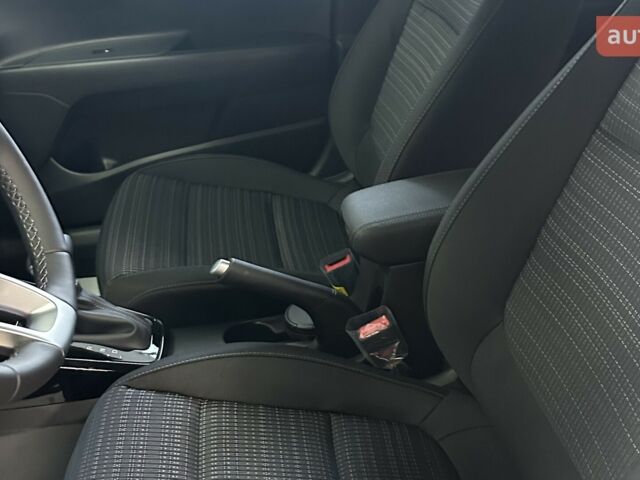 купить новое авто Киа Stonic 2024 года от официального дилера Хмельниччина-Авто Киа фото