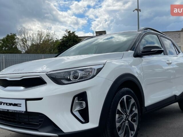 купить новое авто Киа Stonic 2024 года от официального дилера «Одеса-АВТО» Киа фото