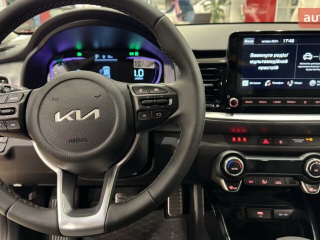 купить новое авто Киа Stonic 2024 года от официального дилера Фрунзе-Авто KIA Киа фото