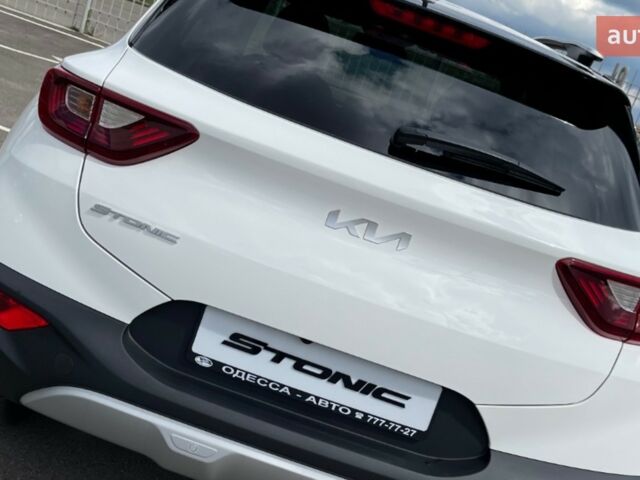 купить новое авто Киа Stonic 2024 года от официального дилера «Одеса-АВТО» Киа фото