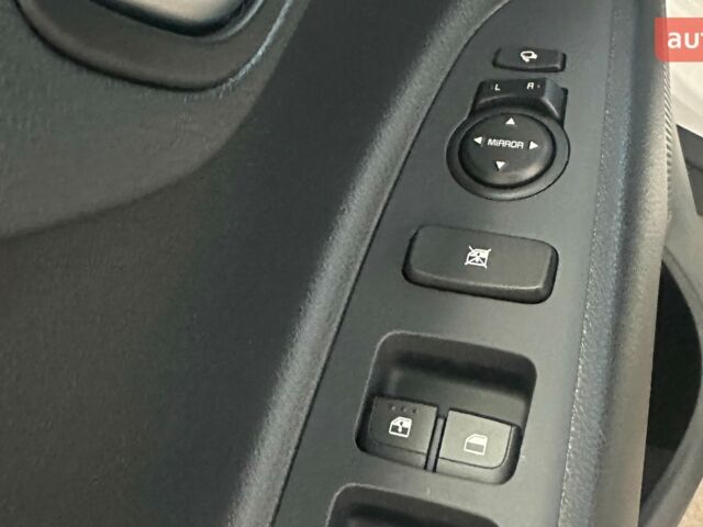 купить новое авто Киа Stonic 2024 года от официального дилера Хмельниччина-Авто Киа фото