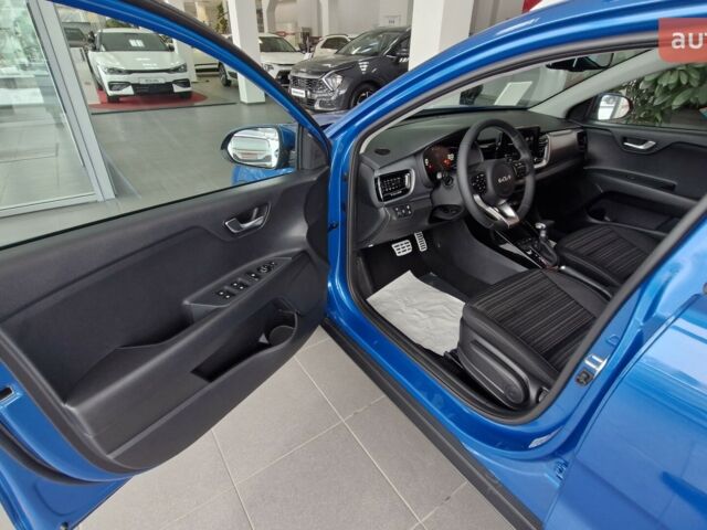 купить новое авто Киа Stonic 2024 года от официального дилера Галичина-Авто Киа фото