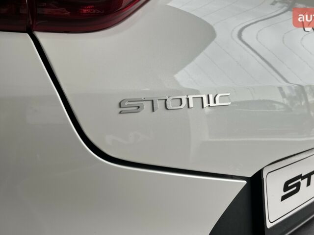 купить новое авто Киа Stonic 2024 года от официального дилера Хмельниччина-Авто Киа фото