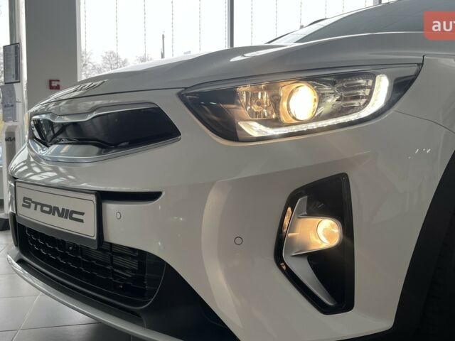 купить новое авто Киа Stonic 2024 года от официального дилера Хмельниччина-Авто Киа фото