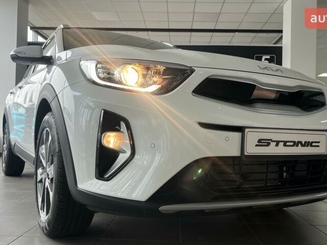 купить новое авто Киа Stonic 2024 года от официального дилера Хмельниччина-Авто Киа фото