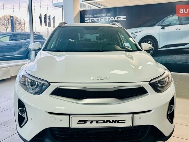 купить новое авто Киа Stonic 2024 года от официального дилера Хмельниччина-Авто Киа фото