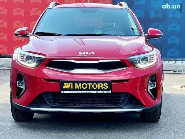 Киа Stonic, объемом двигателя 1.4 л и пробегом 8 тыс. км за 23500 $, фото 4 на Automoto.ua