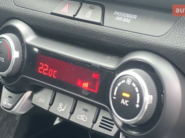 купити нове авто Кіа Stonic 2024 року від офіційного дилера Рівне-Авто Кіа фото