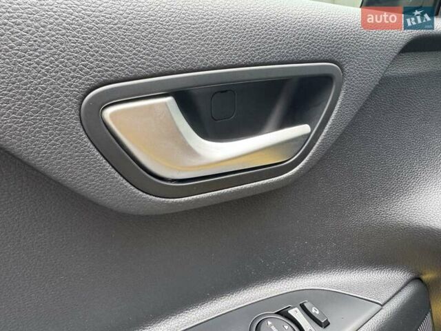 Жовтий Кіа Stonic, об'ємом двигуна 1.37 л та пробігом 44 тис. км за 16999 $, фото 27 на Automoto.ua