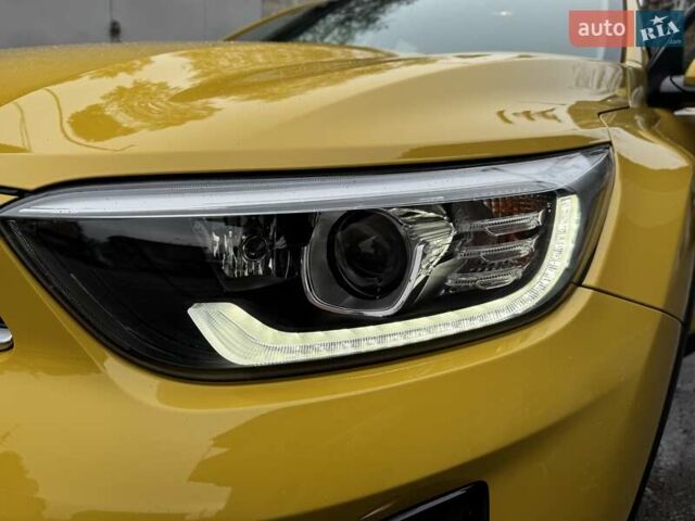 Жовтий Кіа Stonic, об'ємом двигуна 1.37 л та пробігом 44 тис. км за 16999 $, фото 21 на Automoto.ua