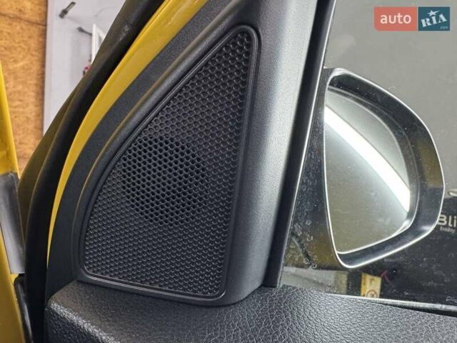 Жовтий Кіа Stonic, об'ємом двигуна 1.37 л та пробігом 44 тис. км за 16999 $, фото 63 на Automoto.ua