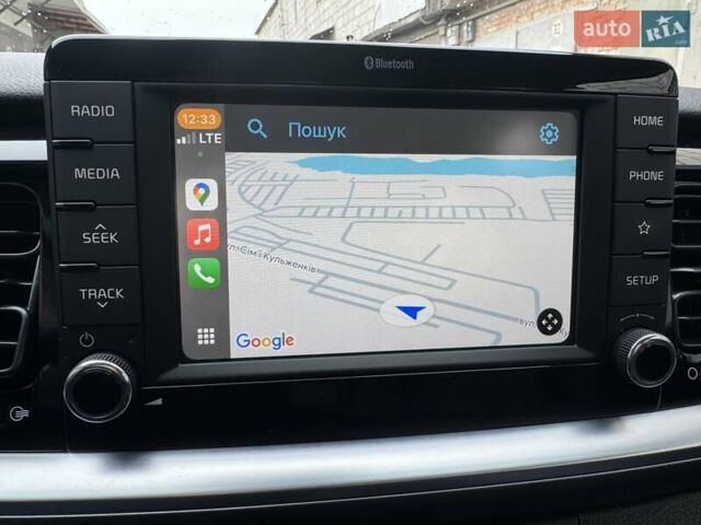 Жовтий Кіа Stonic, об'ємом двигуна 1.37 л та пробігом 44 тис. км за 16999 $, фото 7 на Automoto.ua
