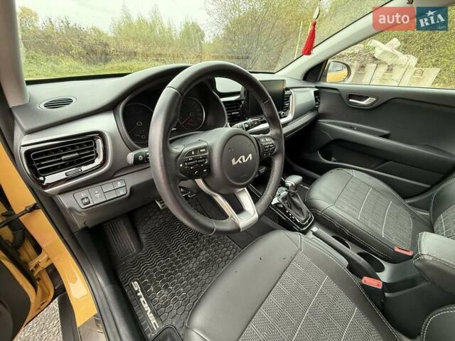 Желтый Киа Stonic, объемом двигателя 1.37 л и пробегом 12 тыс. км за 22500 $, фото 9 на Automoto.ua