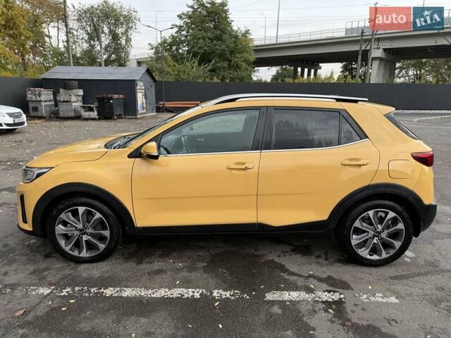 Желтый Киа Stonic, объемом двигателя 1.37 л и пробегом 12 тыс. км за 22500 $, фото 5 на Automoto.ua