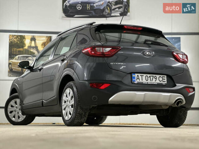 Серый Киа Stonic, объемом двигателя 1.4 л и пробегом 137 тыс. км за 11850 $, фото 45 на Automoto.ua