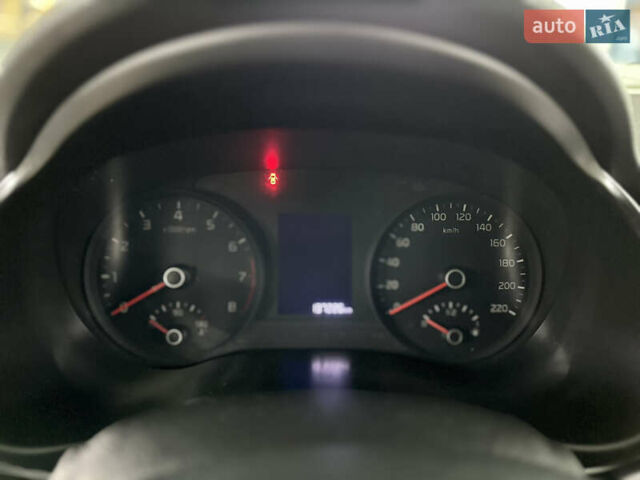 Серый Киа Stonic, объемом двигателя 1.4 л и пробегом 137 тыс. км за 11850 $, фото 72 на Automoto.ua