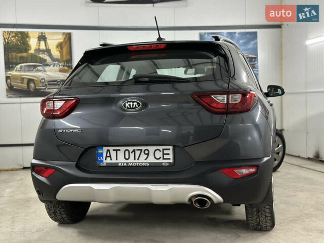 Серый Киа Stonic, объемом двигателя 1.4 л и пробегом 137 тыс. км за 11850 $, фото 51 на Automoto.ua