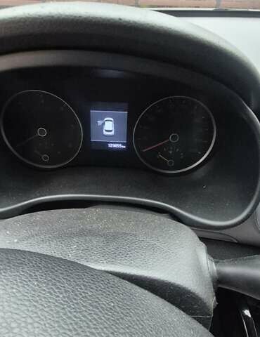 Синий Киа Stonic, объемом двигателя 1.6 л и пробегом 130 тыс. км за 15300 $, фото 6 на Automoto.ua