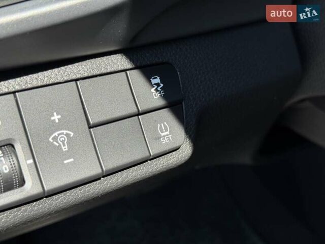 Синий Киа Stonic, объемом двигателя 1.37 л и пробегом 30 тыс. км за 16800 $, фото 9 на Automoto.ua