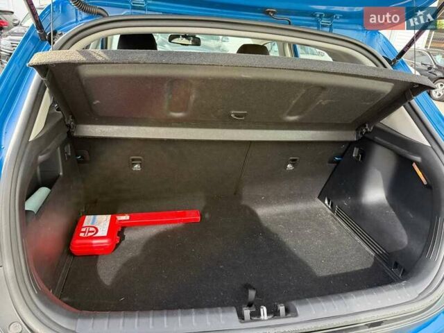 Киа Stonic 2020 в Одессе на Automoto.ua Синий Киа Stonic, объемом двигателя 1.37 л и пробегом 12 тыс. км за 18881 $, фото 14 на Automoto.ua